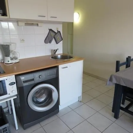 T2 30m² + Terrasse Et Parking * Sète